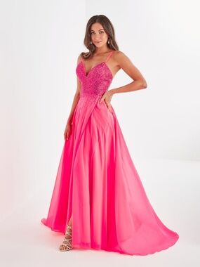 STUDIO 17 HOT FUCHSIA  SILKY CHIFFON BEADED GOWN SIZE 8